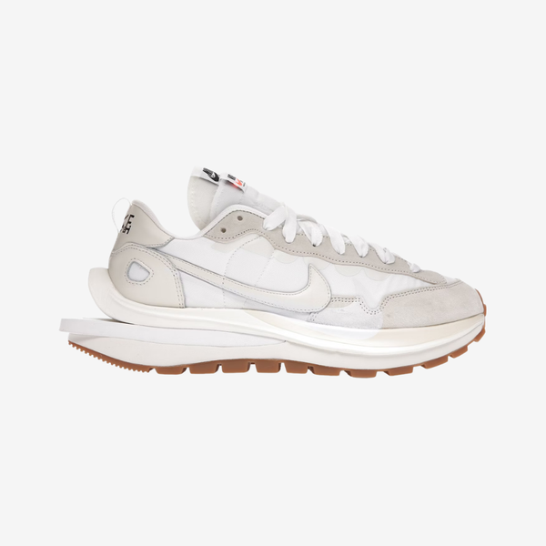Nike Vaporwaffle sacai Sail Gum