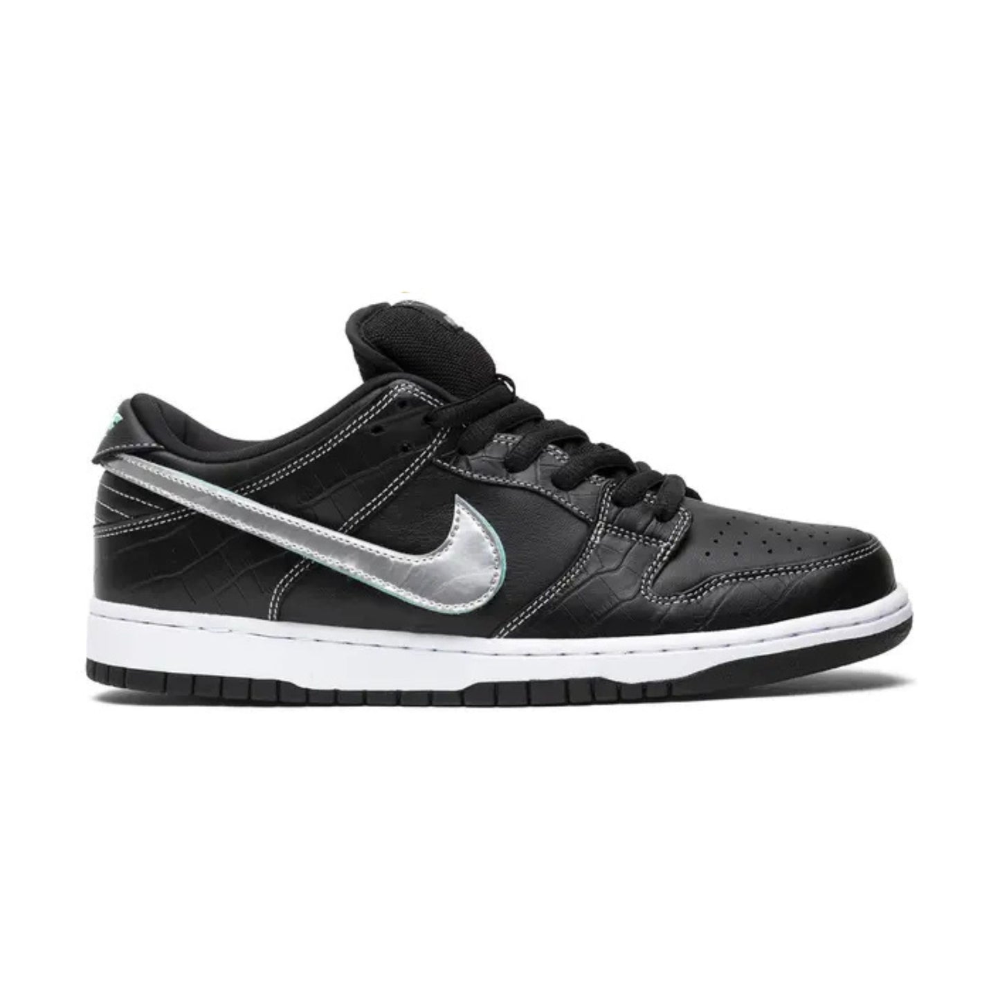 Nike Dunk SB Low Diamond Supply Co.